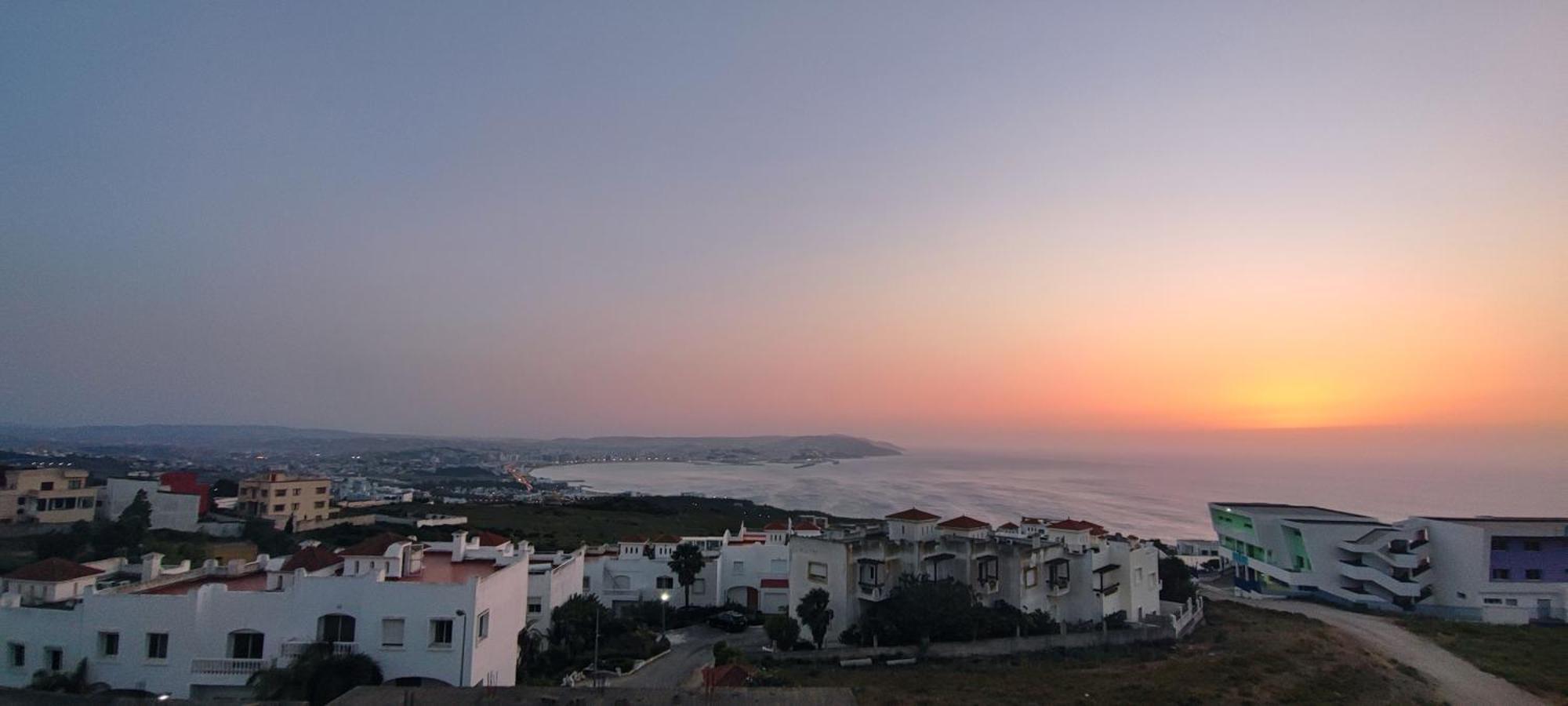 Magnifique Appartement De Standing A Tanger Avec Vue Sur Mer Et Acces Piscine Екстериор снимка